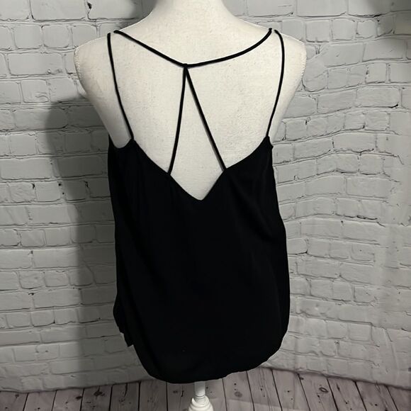 No boundaries - black strappy camisole - L - Picture 2 of 3